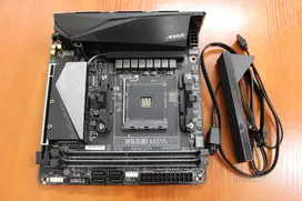SALE OUT. GIGABYTE B550I AORUS PRO AX 1.0 M/B, USED, REFURBISHED | Gigabyte | B550I AORUS PRO AX 1.0 | Processor family AMD | Processor socket AM4 | DDR4 DIMM | Memory slots 2 | Chipset AMD B | Mini ITX | USED, REFURBISHED, WITHOUT ORIGINAL PACKAGING