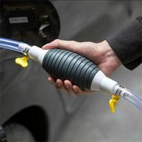 Automatinis sunkvežimio rankinis sifoninis perkėlimo siurblio rinkinys su 1,5 m žarna lengvam alyvos ir degalų perkėlimui automobiliuose ir sunkvežimiuose geltona