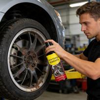 Rust Removal Spray 100ml Restore Shine Long-Lasting Rust Remover Spray for Metal for Equipment Maintenance Tire Restoration 100ml
