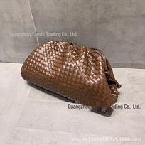 Woven Cloud Dumpling Bag 2022 - Stylish Crossbody and Shoulder Women's Handbag gray