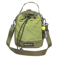 Unisex Lightweight Waterproof Crossbody Water Bottle Backpack for Hiking and Travel Without Pendant žalia
