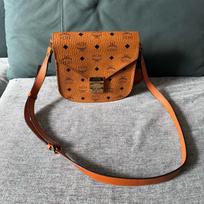 [Pre-Owned] Pasetia Visetos Monogram Coated Canvas Crossbody Bag - Very Good #1JXOTG7 ONE SIZE