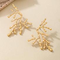 Bohemia Charm Trendy Irregular Exaggeration Red Coral Branch Stud Earrings for Women Personality Summer Beach Jewelry Accessory auksas