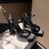 Fashion Hot Selling 2025 New  French Style Thick Soled High-heeled Sandal for Fashionable Parties Weddings and Women's Sandals Plus Size 34