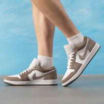 Nike Air Jordan 1 Low Basketball Shoes Men US 9.5