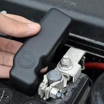 Automobilio akumuliatoriaus anodo dangtelis neigiamo elektrodo apsauga, skirta Land Cruiser Prado