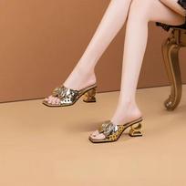Fashion 2025 Luxury Women's Slippers Summer Chunky High Heels Square Head Open Toe Hole Flower Sandals Casual Comfort Abnormity Slippers 35 auksas