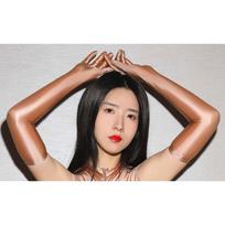 Sexy Oil Shiny High Stretch Woman Long Gloves Elegant Transparent Night Club Party Cosplay Sunscreen Driving Five Finger Gloves One Size black