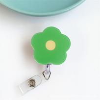 Vardo žyma Slaugytojo ženklelio ritė Gėlės ID kortelės laikiklis Kawaii Easy Pull Buckle Naudojimas ligoninėje žalia