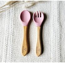 Silikoninis šaukštas ir šakutė bambuko rankena – POWDER ROSE