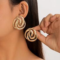 Exaggeration Fashion Gold Color Geometric Conch Spiral Pattern Stud Earrings for Women Summer Beach Jewelry Accessories Gifts