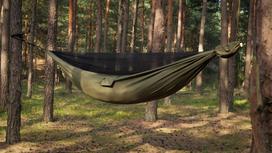 Stovyklavimo hamakas TigerWood Bear Olive, 350 cm, su tinkleliu nuo uodų, vienvietis