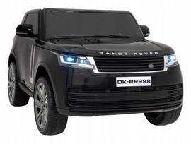 Automobilio modelis Range Rover SUV, pakeliamas juodas variklio dangtis su daiktadėže