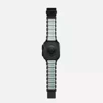 NOMAD Stratos Band – titano apyrankė su FKM įdėklu, skirta Apple Watch 49mm (juodas titanas, ledyno mėlyna FKM)