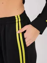 Moteriškas sportinis kostiumas juodas