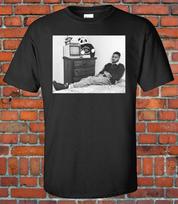 NAS Queens Bridge ApartUnisext Cover Graphic TShirt S