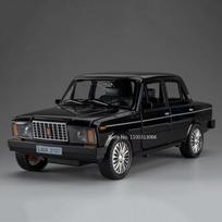 1:18 Alloy UAZ Hunter LADA 2107 Toy Model Cars Rubber Tires Wheel Pull Back Miniature SUV Doors Opened Off-road Boys Xmas Gifts