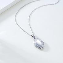 Oval Locket Aesthetic Stainless Steel Necklace for Women Gold Color Vintage Flower Picture Frame Pendant Chain Valentine Gift