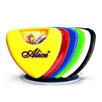 [C]1PC Guitar Pick Holder Plastic Plectrum Case Mediator Quick Storage Self Adhesive Triangle Shape 37x40mm Random Color