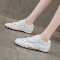 Small size four seasons can wear classic little white shoes first layer cowhide niche versatile casual shoes 35 balta