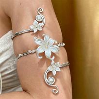Fashion Hollow Out Iris Flower Bracelet Vintage Floral Open Arm Bangle Adjustable Vacation Style Armband Hand Jewelry