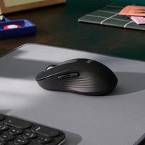 Logitech M650 Signature Series Silent Dual-Mode Wireless Mouse