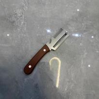 Robust 3-in-1 Stainless Steel Peeler with Classic Wooden Handle Tailored for Scallion & Beyond 2
