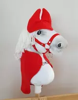 Hobby Horse rinkinys: raudonas pledas ir ausinės