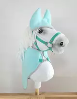 Hobby Horse rinkinys: švelniai mėtų spalvos pledas ir ausinukai
