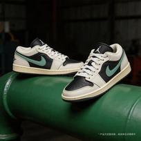 Nike Women's Air Jordan 1 Low Basketball Shoes 6