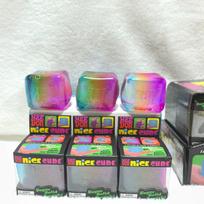 Schylling Nee Doh Minkštas vaivorykštės kubas Squishy Fidget įrankis Piršto galiuko jutiklinis streso malšinimas Staigmena suaugusiems Vaikams