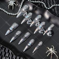 Press-On Nails With Hollow Cutout Design Sparkly Acrylic False Women Long Shape Reusable Wearable Nail Tips L Includes 3-piece nail art tool kit