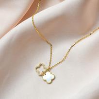 Necklace Women's micro-inlaid four-leaf clover new double-layer pendant Japanese and Korean ins temperament collarbone chain Student jewelry