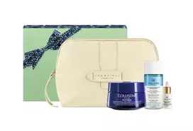 Collistar Set: Unbox Your Beauty Revitalising Daily Cream 50ml + Mini Biphasic 35ml + 5ml Drops + Cosmetic Bag