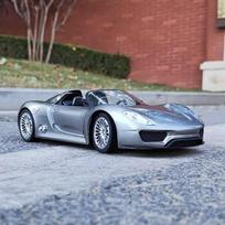 1:18 918 Spyder Roadster Alloy Sports Car Model Diecast Metal Super Racing Car Vehicle Model Simulation Collection Kids Toy Gift pilka spalva