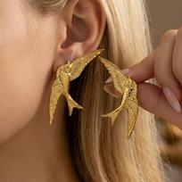 Trendy Unique Gold Plated Stainless Steel Swallow Bird Earrings for Women Vintage Animal Stud Earrings Party Daily Jewelry