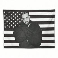1 vnt. Drake juoda Amerikos vėliavos gobelenas, reperio gerbėjo sieninis dekoras, šaunūs kambario daiktai, didelis dydis, poliesterio 2D spaudinys, miegamojo daiktai, 40X60cm