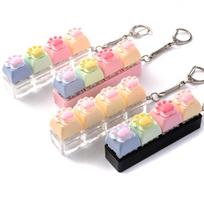 Stress Relief Cat Paw Button Press Pinch Toy, Four-Button Novelty Gadget, Unique Stress Relief Tool, Keychain Hanger