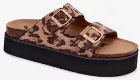 Moteriškos lakinės platforminės šlepetės su auksinėmis sagtelėmis Lee Cooper LCW-26-35-4459L, juodos