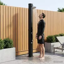 Saulės dušas su dušo galva ir kranu 40 l Juoda