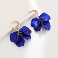 Elegant Flower Petal Leaves Drop Earrings Boho Style Colorful Tassel Dangle Earrings Irregular Hook Acrylic Petal Earrings Women mėlyna