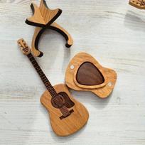 1 vnt. Medinis gitaros formos gitaros mediukų laikiklis su stovu, Gitaros mediukų dėžutė, Dovana draugams 12cm*4.5cm