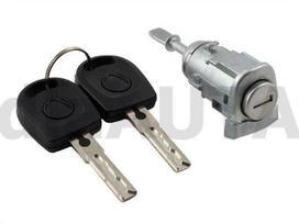 Skoda Octavia I 1996- front right door lock insert
