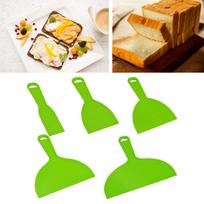 Plastic Putty Knife Safe Durable Convenient Plastic Putty Knife Scraper for Painting Wall Paper Spackling Patching Decals 2 Inch