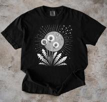 Vintage Dandelion Botanical T-Shirt, Retro Floral Nature Graphic Tee, Streetwear T-Shirt S