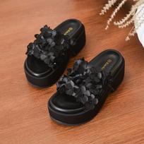 European Station Summer 2025 New One-Word with Open-toed Flower Cool Slippers Women's Fashion Casual Thick Bottom Skinny Outer Wear 32