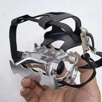 Aliuminio lydinio pedalas Fitneso dviratis Spinning įranga Lenta L Left thread diameter 9/16-20 thread pedal sidabras