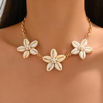 Cowrie Shell Flower Choker Necklace Gold Pearl Center Boho Beach Summer Trendy Jewelry for Women 40cm