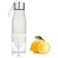 Bouteille Detox avec Infuseur de Fruit - SHOP-STORY - 650 ML - Presse Agrume intégré - Couleur Blanc balta