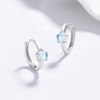 925 Sidabriniai Mėnulio Akmens Auskarai Hoopai Moteriški Minimalistiniai Paprasto Apskritimo Dizaino Electroplated Lengvo Prabangumo Aukštos Klasės Papuošalai 925 silver balto aukso spalvos